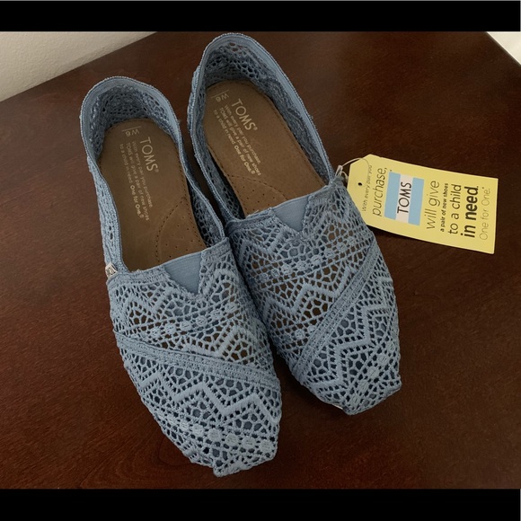 Toms Classics Denim Crochet - Picture 2 of 3